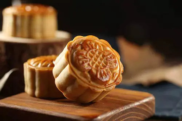 又逢中秋，且把思念遥相寄