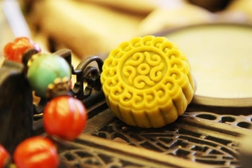 中秋节吃月饼代表什么